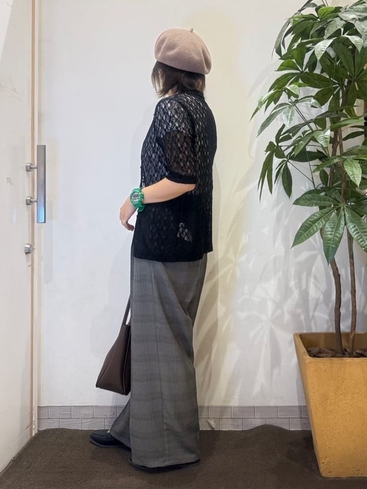 misakiさんの「SHOO･LA･RUE｜【S-LL/5分袖】大人の抜け感 襟付きレーストップス」を使ったコーディネート