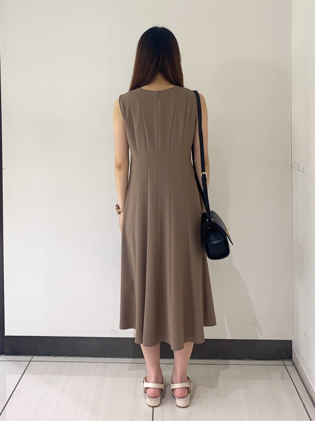momoさんの「INDIVI｜ミニスクエアショルダー」を使ったコーディネート