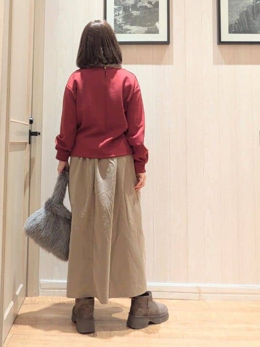 ゆーさんさんの「SHOO･LA･RUE｜リボンタック ピーチ起毛 フレアスカート」を使ったコーディネート