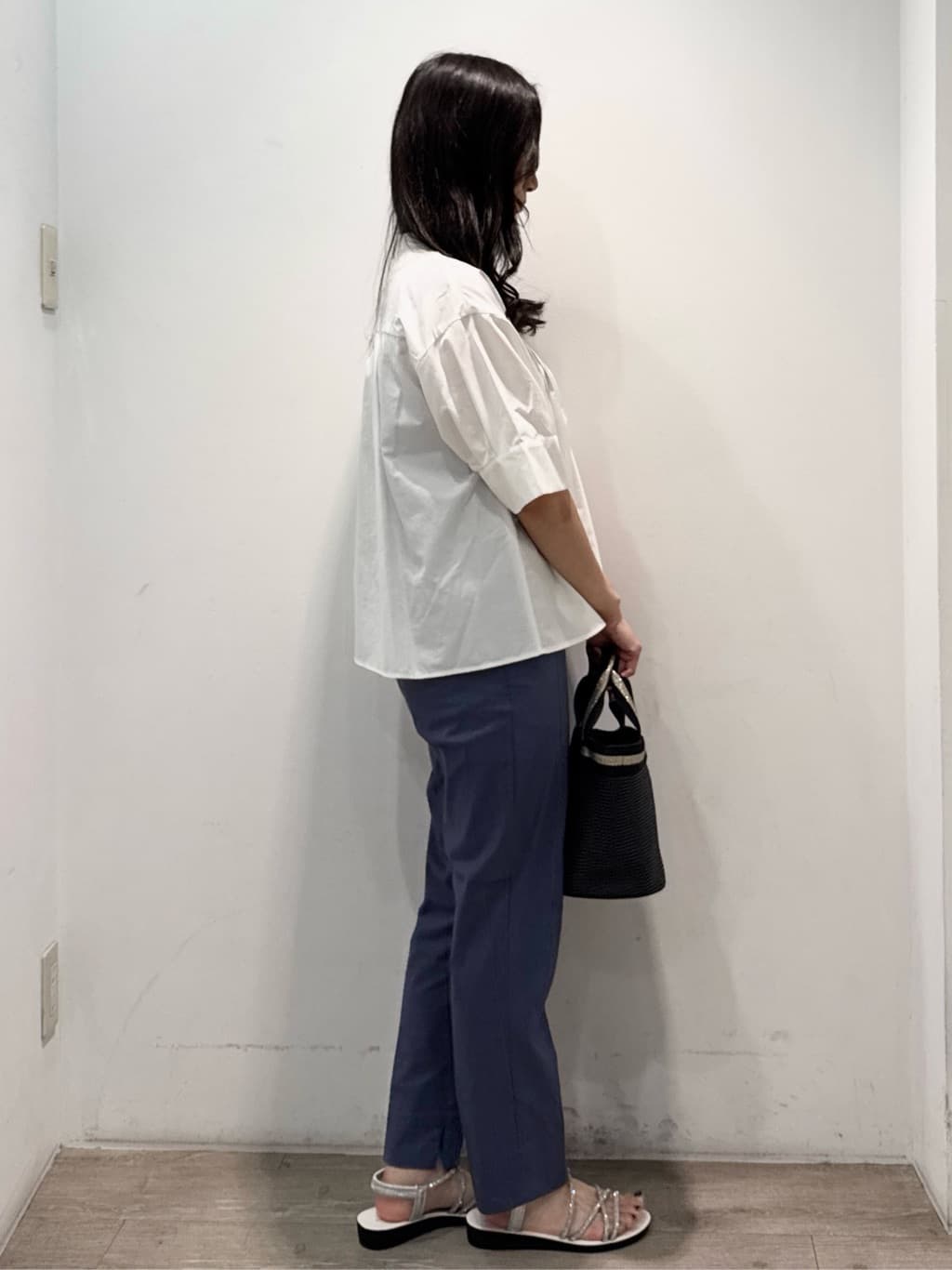 yuicciさんの「OPAQUE.CLIP｜ピンタックフレアシャツ【洗濯機洗い可】」を使ったコーディネート