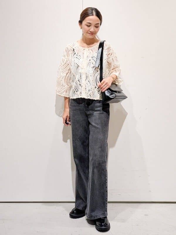 machiさんの「OPAQUE.CLIP｜シアー刺繍レース前開きブラウス【洗濯機洗い可】」を使ったコーディネート