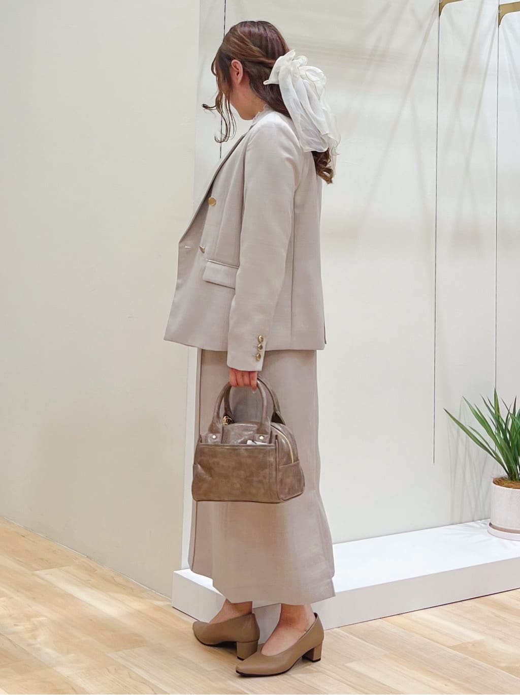 みことさんの「grove｜【カセット服】ダブルブレストテーラードジャケット」を使ったコーディネート
