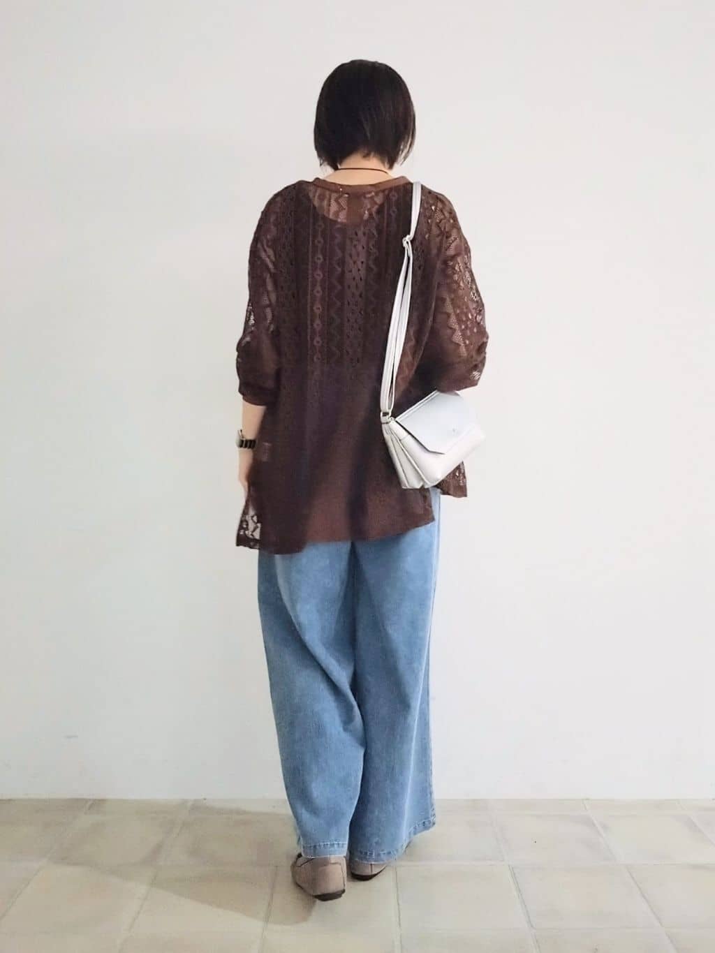 miomioさんの「SHOO･LA･RUE｜【セットアップ可】レース使いが美しい バンドカラーシャツ」を使ったコーディネート