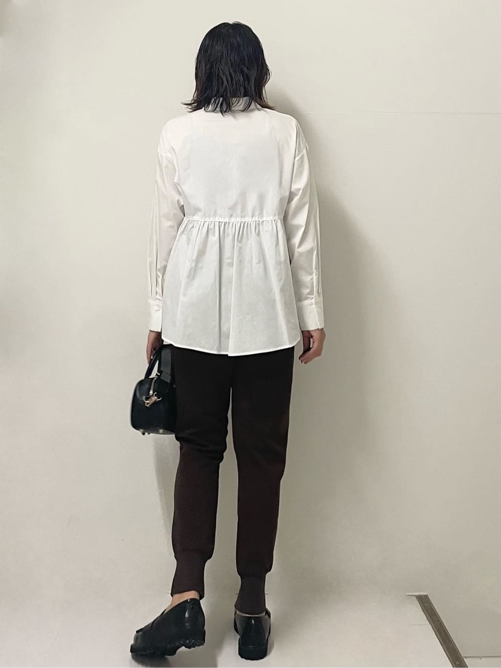 ISOさんの「Dessin｜【洗える】ジョガーパンツ」を使ったコーディネート