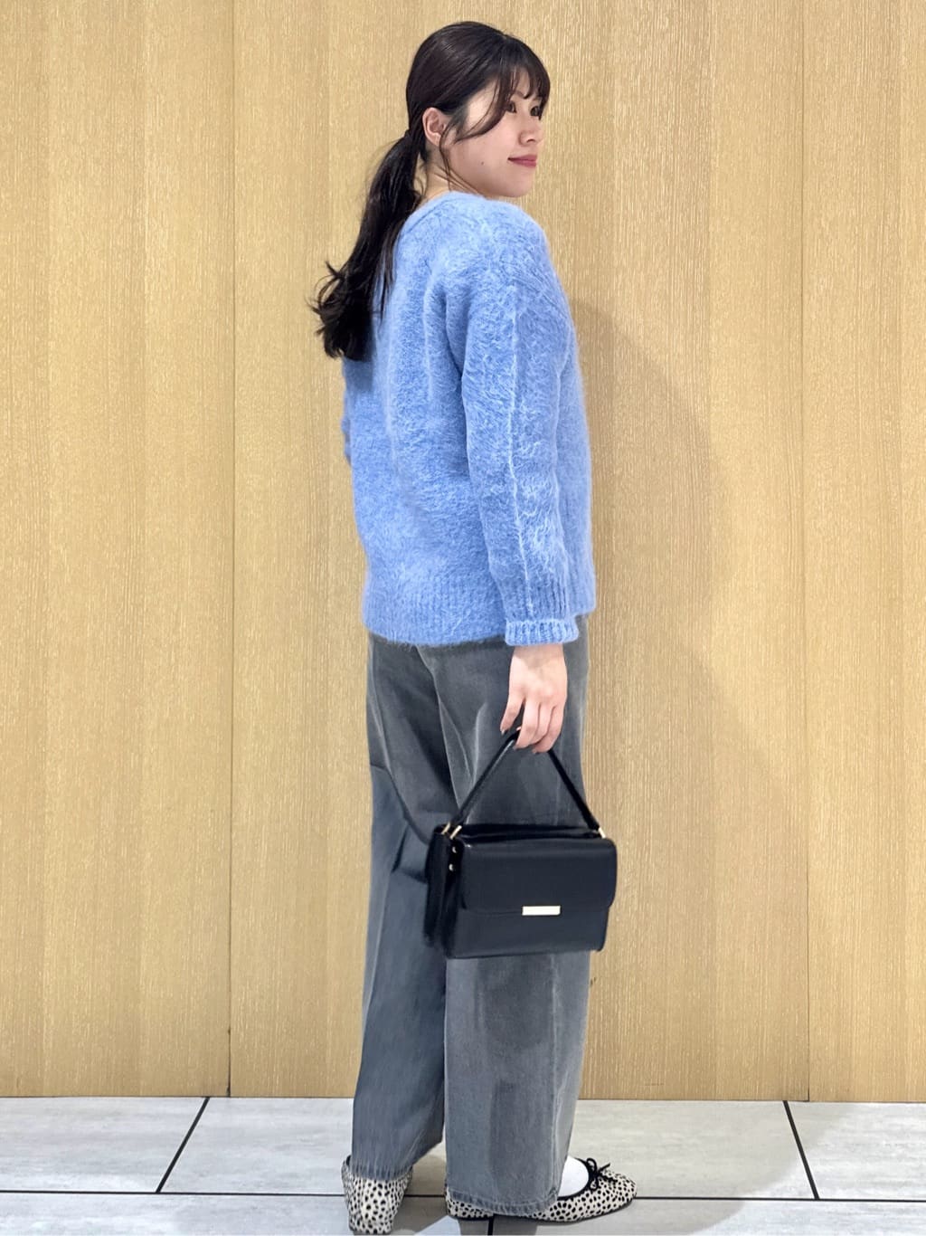 nanaさんの「UNTITLED｜【ゆったり】アルパカ混シャギー カーディガン」を使ったコーディネート