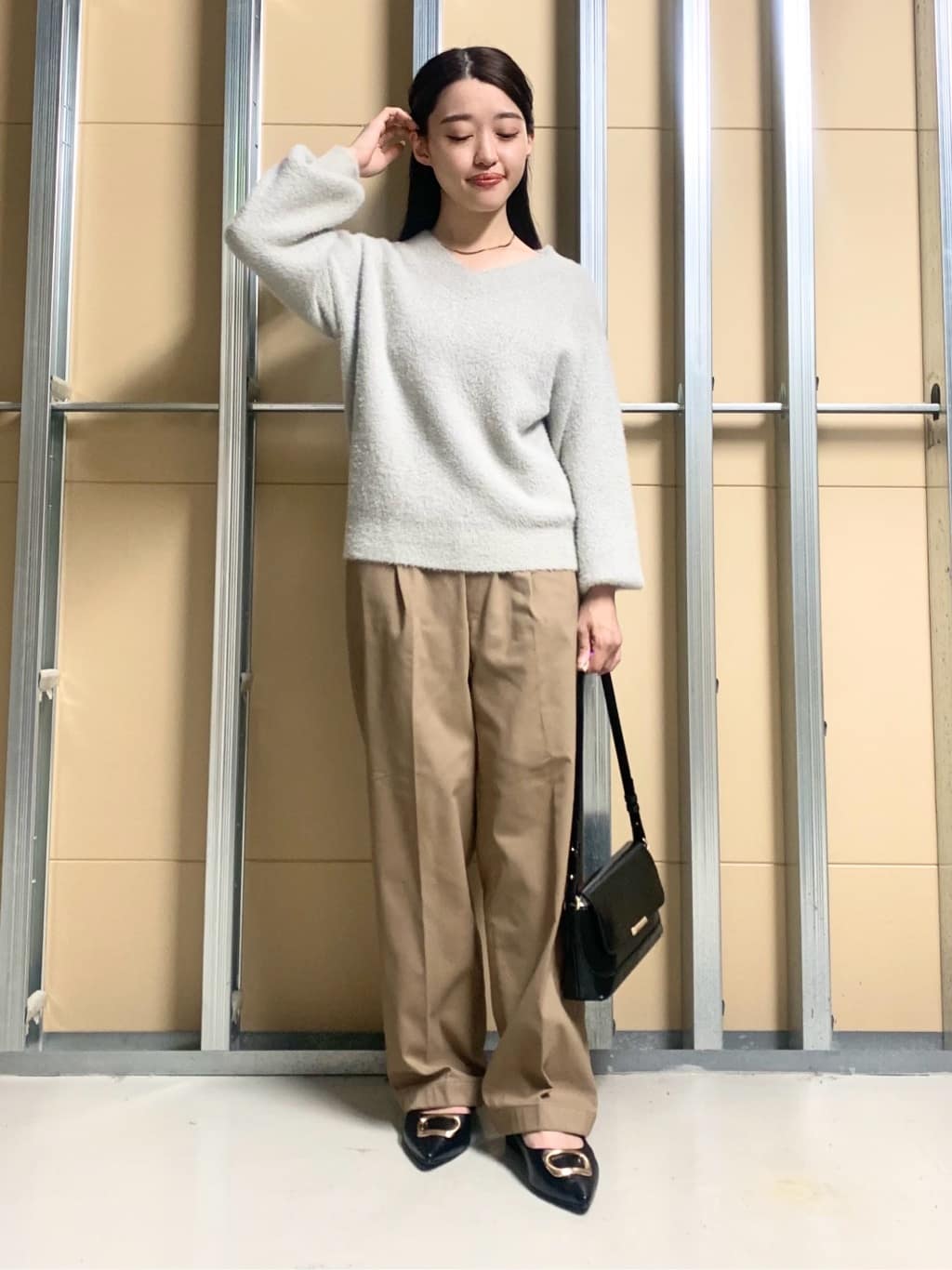 sahoさんの「THE SHOP TK｜【洗える】上品にきらめく フェザーラメニット」を使ったコーディネート