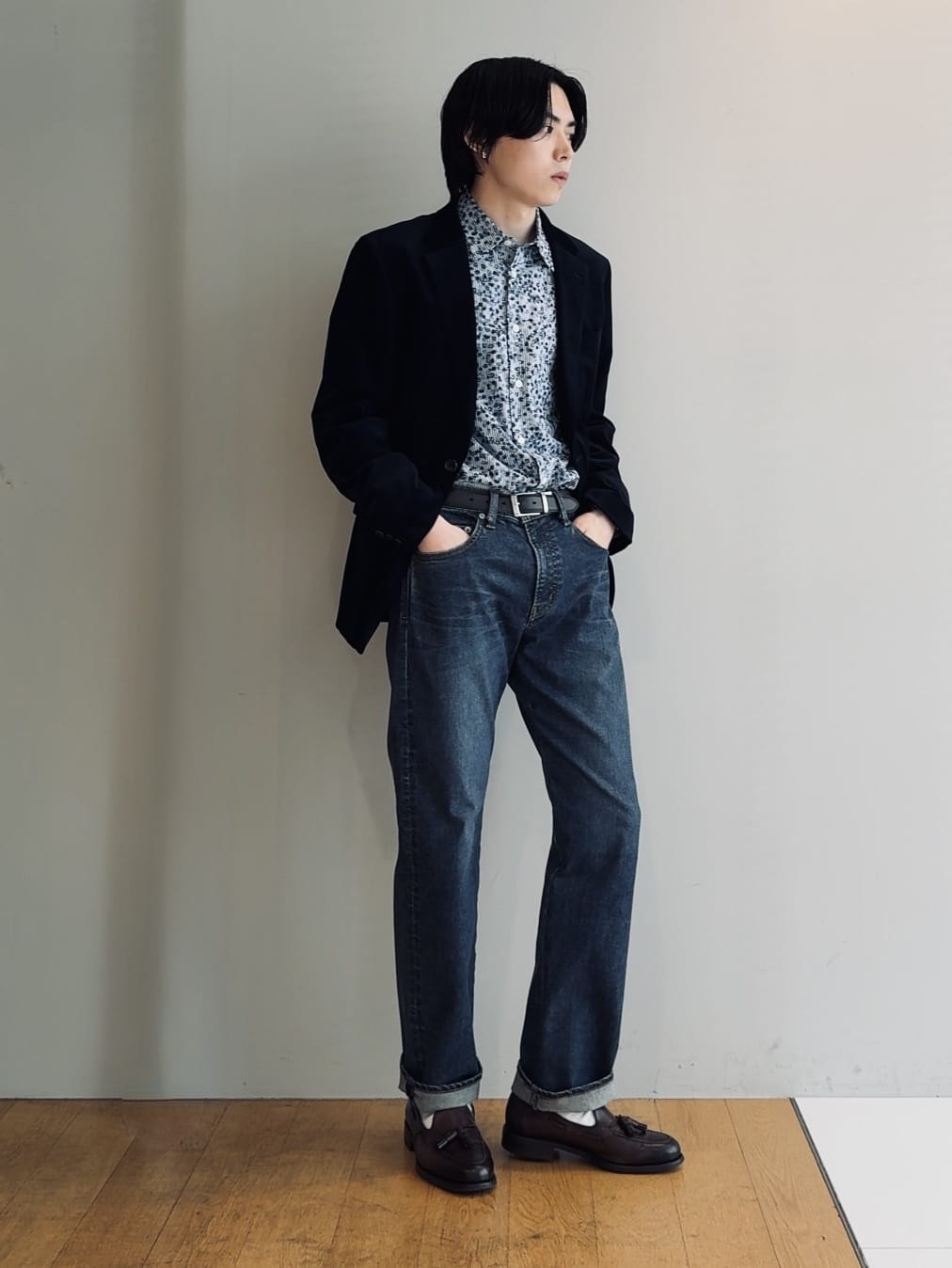 Tightさんの「TAKEO KIKUCHI｜【Sサイズ～】ストレッチコーデュロイ ジャケット」を使ったコーディネート