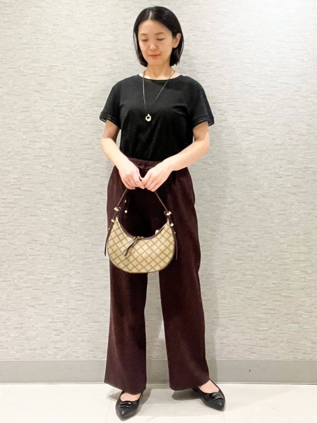 marikoさんの「Reflect｜【インナーにおすすめ◎】シアーネックデザインプルオーバー」を使ったコーディネート