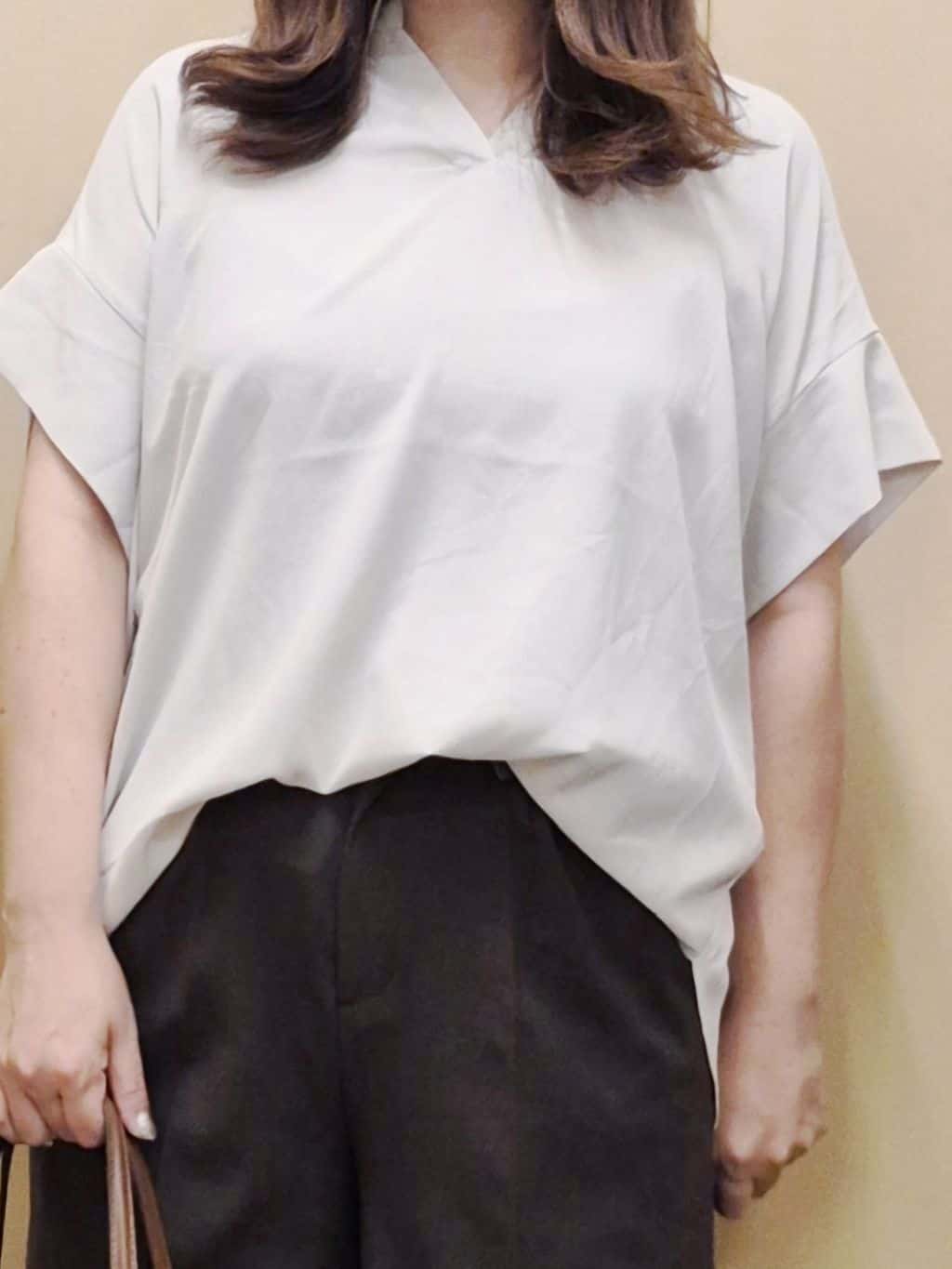ひさえさんの「THE SHOP TK｜【インしなくても決まる】スキッパーシャツ/接触冷感/防シワ/速乾」を使ったコーディネート