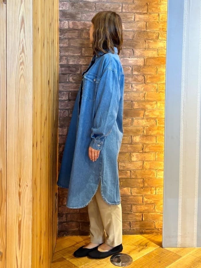 mieさんの「SHOO･LA･RUE｜グラフィックアソート BIGロンT」を使ったコーディネート