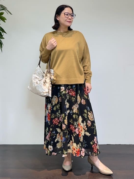 Asamiさんの「UNTITLED｜【前後2WAY/アンサンブル可/ゆったり】シアーカーディガン」を使ったコーディネート