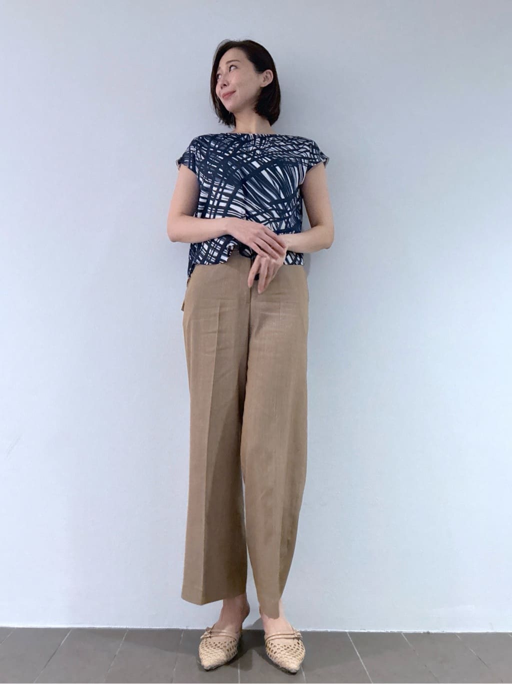 Yukaさんの「COUP DE CHANCE｜【手洗い可／日本製】きれいめデニム風パンツ」を使ったコーディネート