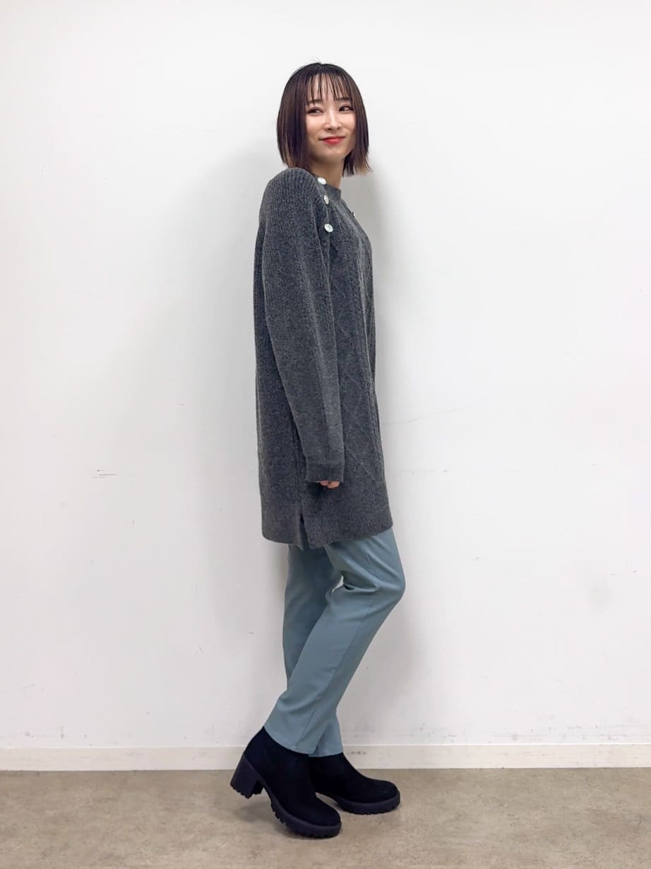 𝐜𝐡𝐢𝐤𝐚さんの「SHOO･LA･RUE｜【撥水/フード取り外し可】自然にくびれる あったかダイヤ柄キルトコート【CIRCRIC】」を使ったコーディネート