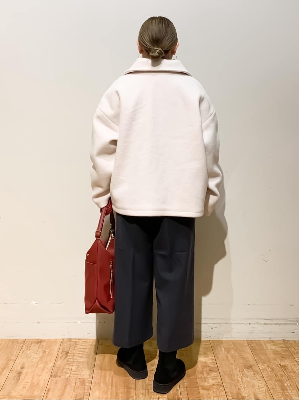 MEGさんの「SHOO･LA･RUE｜【洗濯機可/S-LL】きちんと見えする あったか裏起毛ガウチョパンツ」を使ったコーディネート