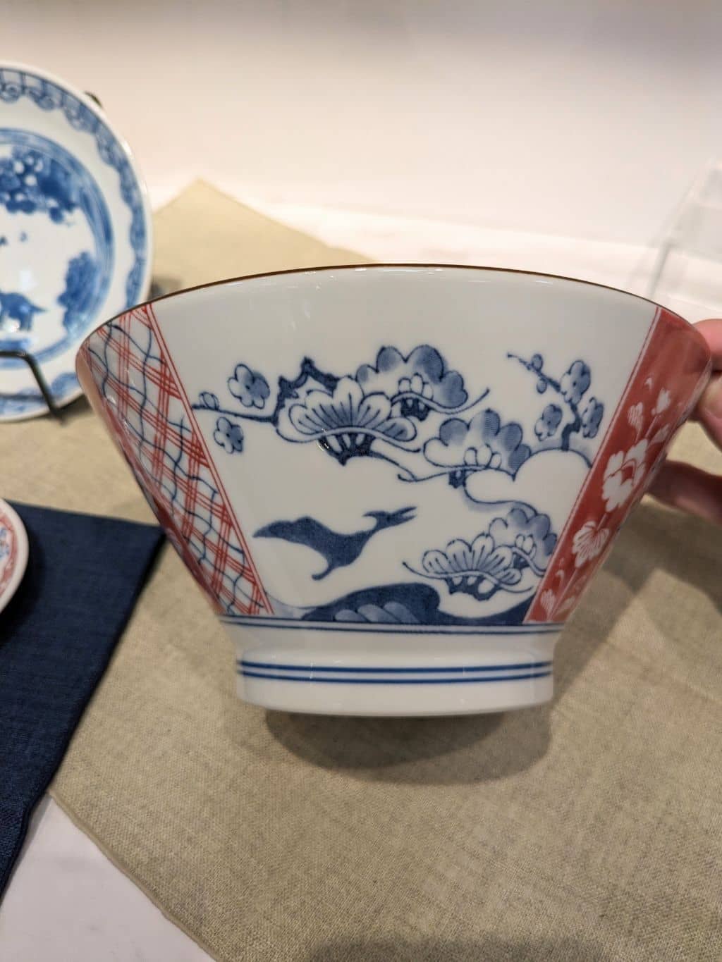 wave3さんの「212 KITCHEN STORE｜江戸っ子恐竜 黒&times;青 ステゴザウルス 箸置」を使ったコーディネート