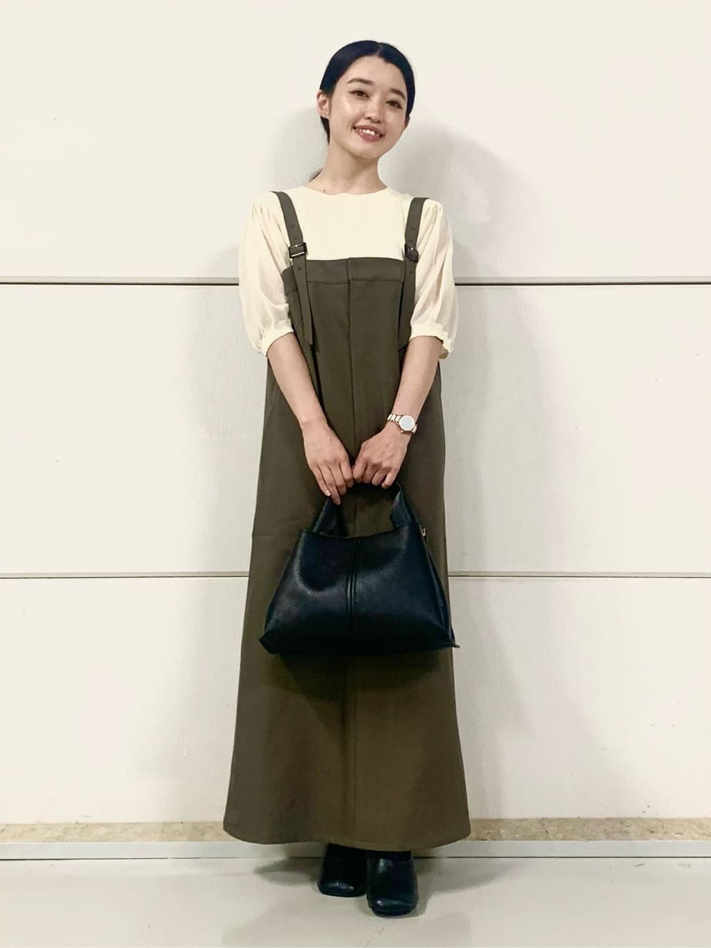 sahoさんの「THE SHOP TK｜シアーパフ袖ニット【洗濯機OK】」を使ったコーディネート