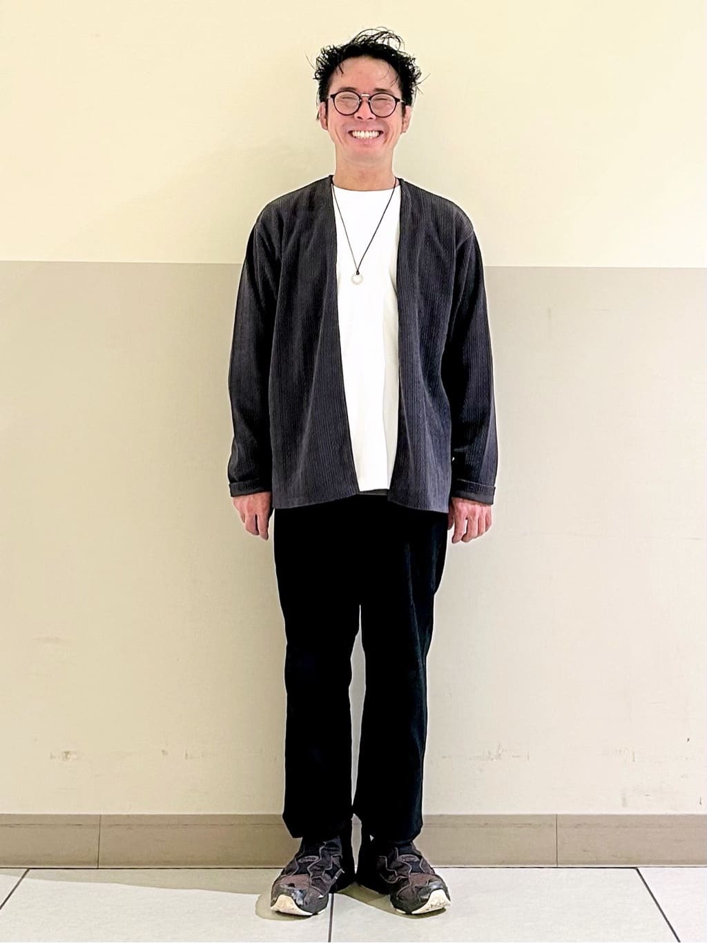 KENJI Iさんの「THE SHOP TK｜【セットでお買い得！】モールニットカーディガン＋長袖Tシャツ　洗濯機OK/吸水速乾・毛玉になりにくい」を使ったコーディネート