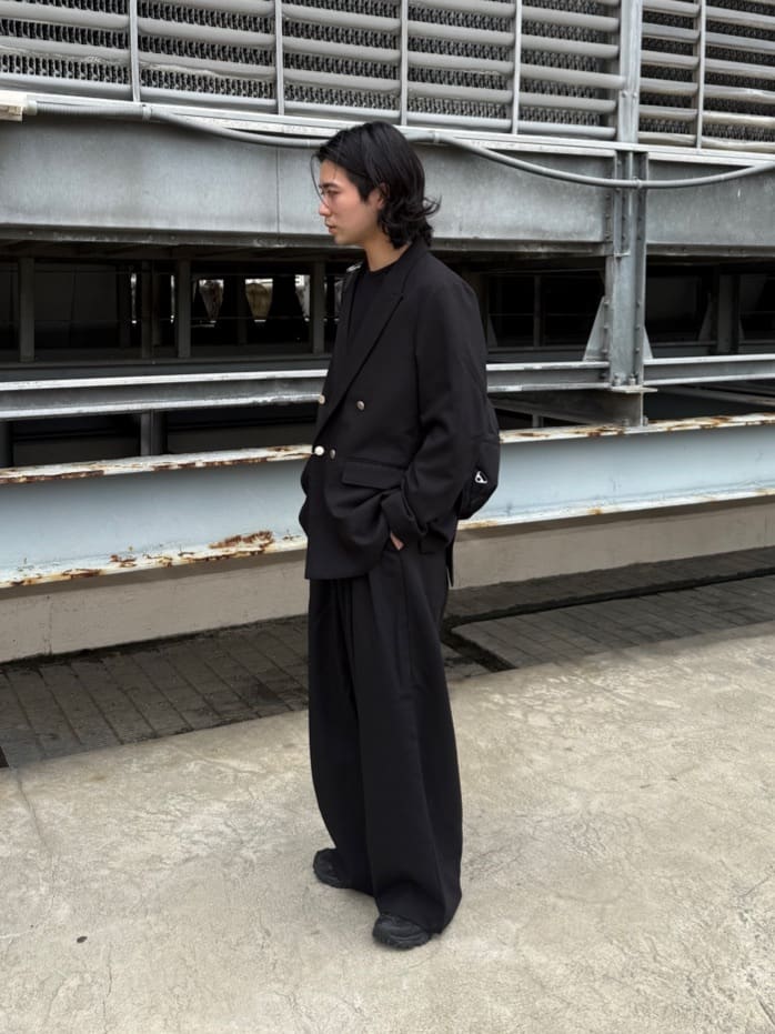 yumaさんの「tk.TAKEO KIKUCHI｜グランパバギースラックス」を使ったコーディネート