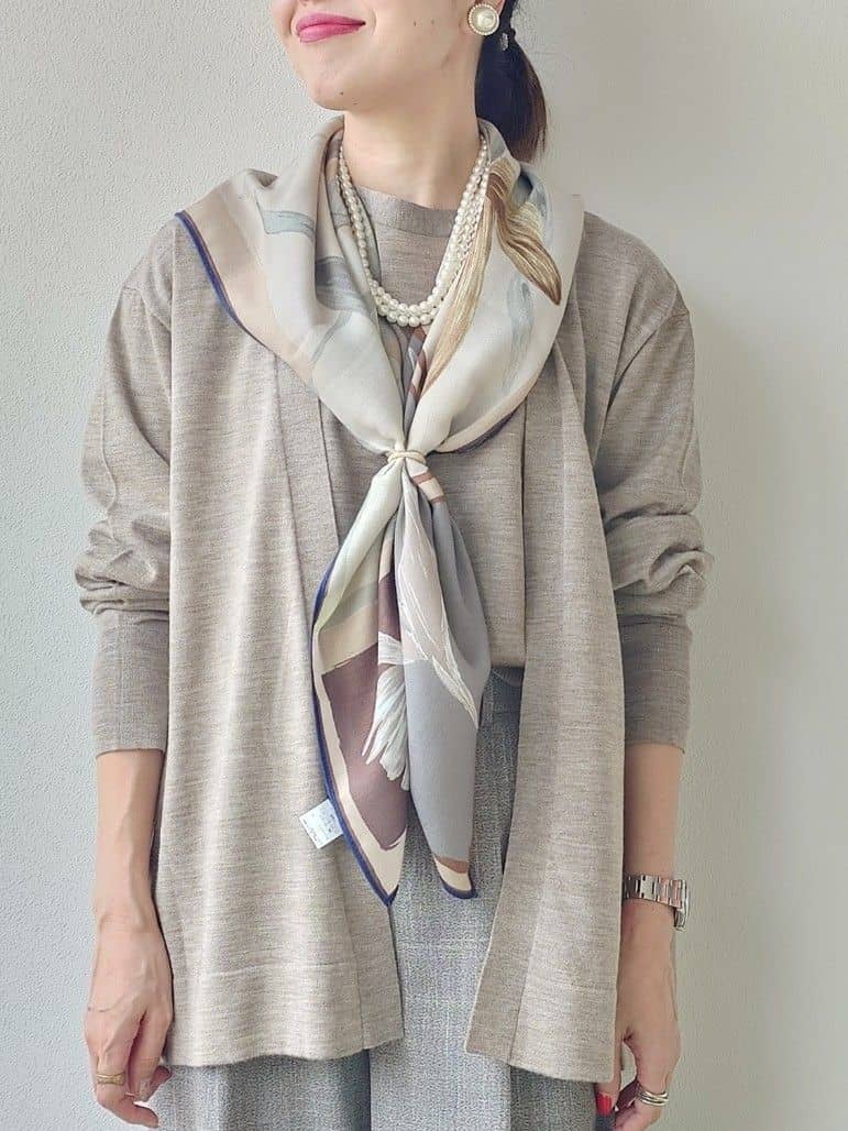 MUTSUKOさんの「UNTITLED｜【アンサンブル可/洗える/ボタンなし】シルクウールカシミヤ 着流しカーディガン」を使ったコーディネート