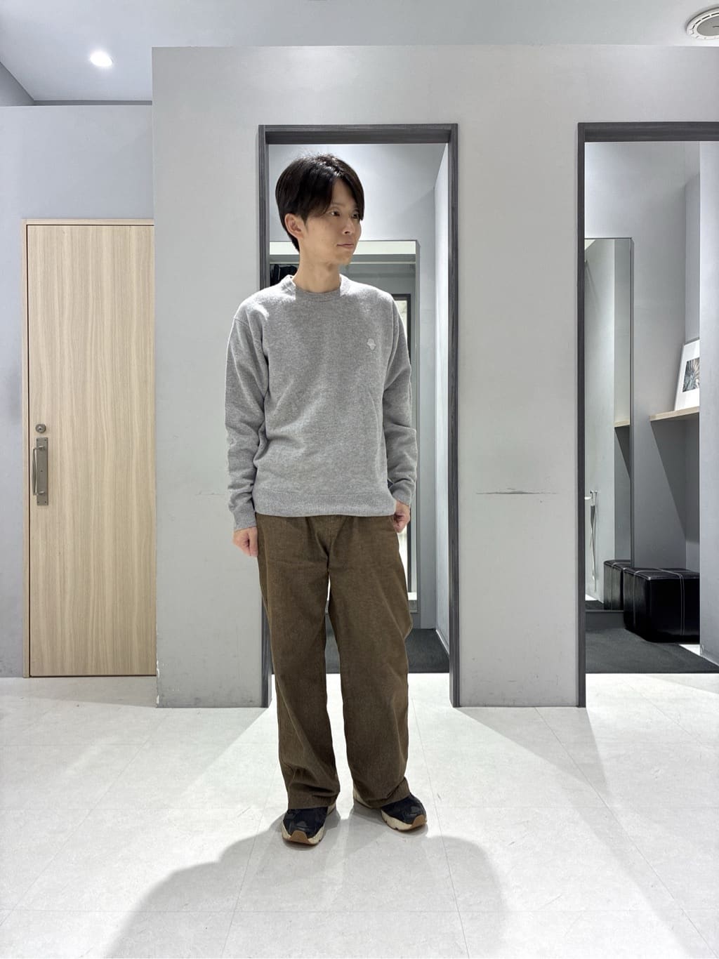 わいずみさんの「TAKEO KIKUCHI｜【JUST ONE LAYER】ダウンファブリック ジップアップ フード ブルゾン」を使ったコーディネート