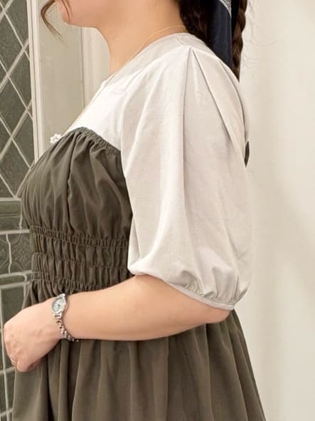 なるみんさんの「grove｜【洗える/二の腕カバー】一枚で映える！ビスチェドッキングワンピース」を使ったコーディネート