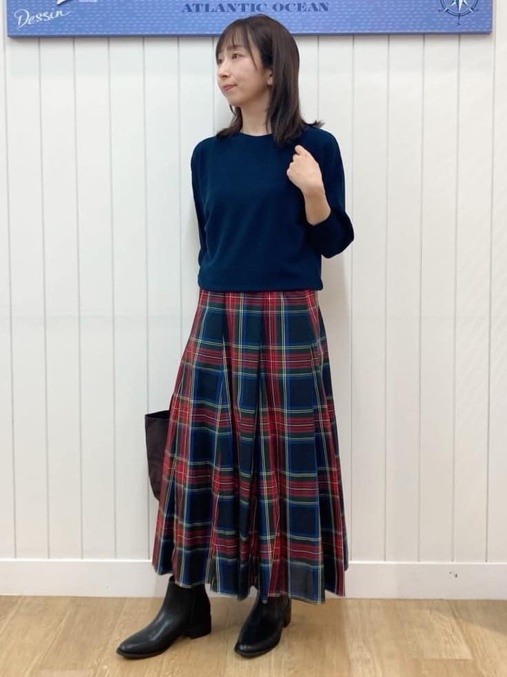 yoshiさんの「Dessin｜【洗える】後ろボタンニットプルオーバー七分袖」を使ったコーディネート