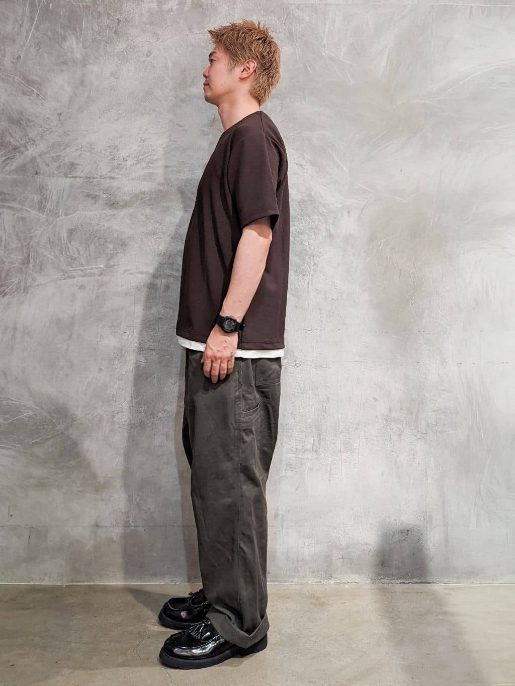 daiさんの「THE SHOP TK｜ツイルキーネック半袖Tシャツ」を使ったコーディネート