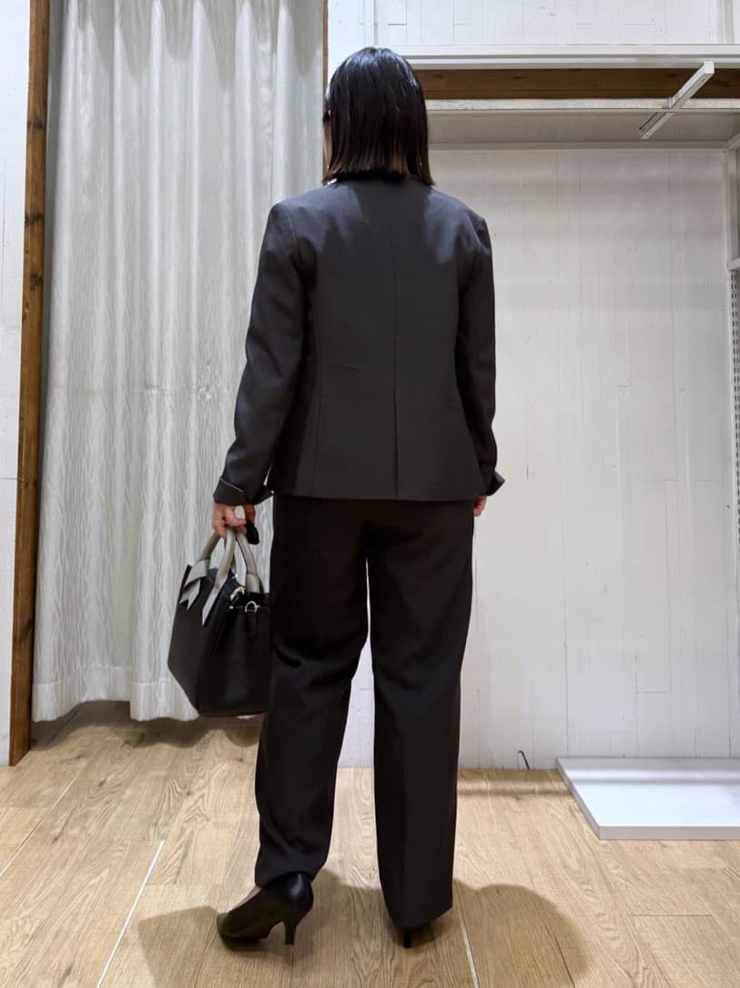 chさんの「THE SHOP TK｜ビジネスノーカラージャケット【セットアップ可/洗える】/CAVIANシリーズ」を使ったコーディネート