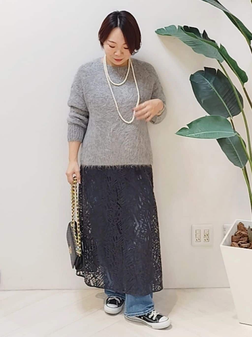 s u g iさんの「UNTITLED｜【ゆったり】アルパカ混シャギーニット」を使ったコーディネート