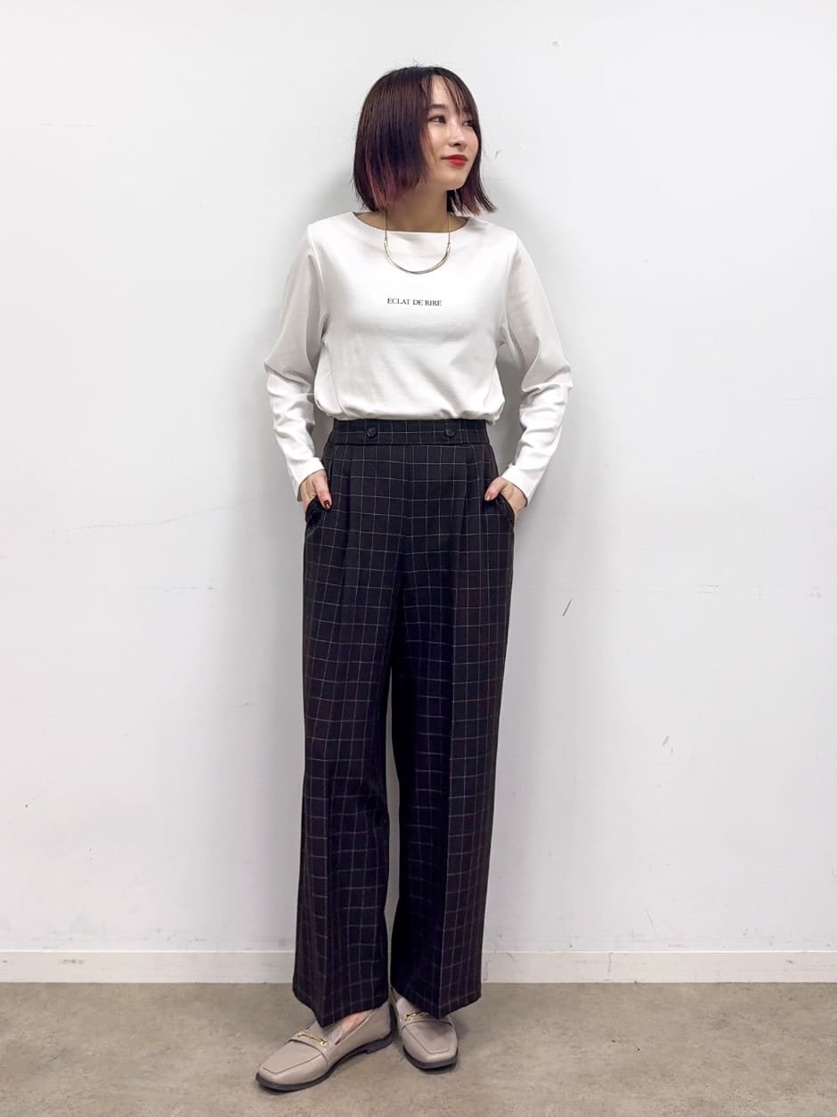 𝐜𝐡𝐢𝐤𝐚さんの「SHOO･LA･RUE｜【S-LL】寒暖差のある時期に 大人上品なシアーブルゾン」を使ったコーディネート