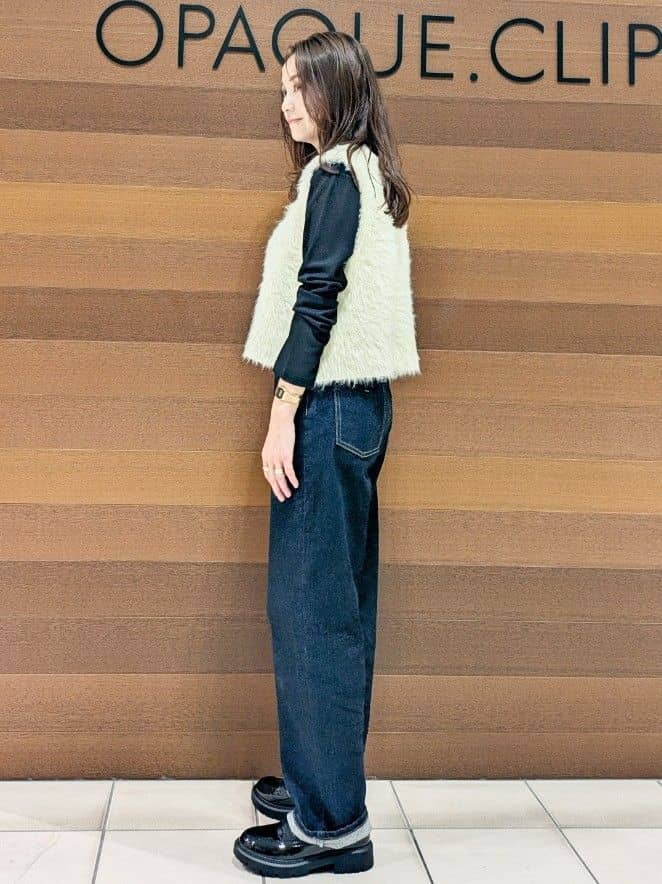 machiさんの「OPAQUE.CLIP｜シアーラウンドネックカットソー【洗濯機洗い可】」を使ったコーディネート
