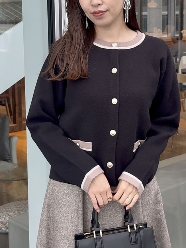 teiさんの「Couture brooch｜【マシンウォッシャブル・きれいめ・通勤】シャーリングチュニックブラウス」を使ったコーディネート