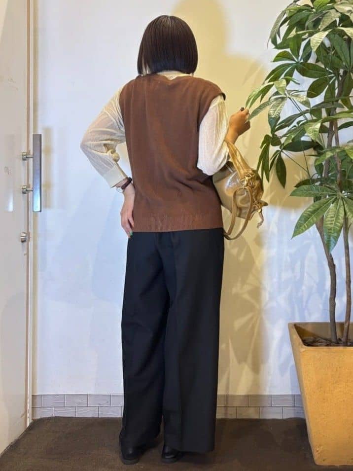 TOWAさんの「SHOO･LA･RUE｜【S-LL/洗える】曲線的な柄がきれい見え シアーニット」を使ったコーディネート