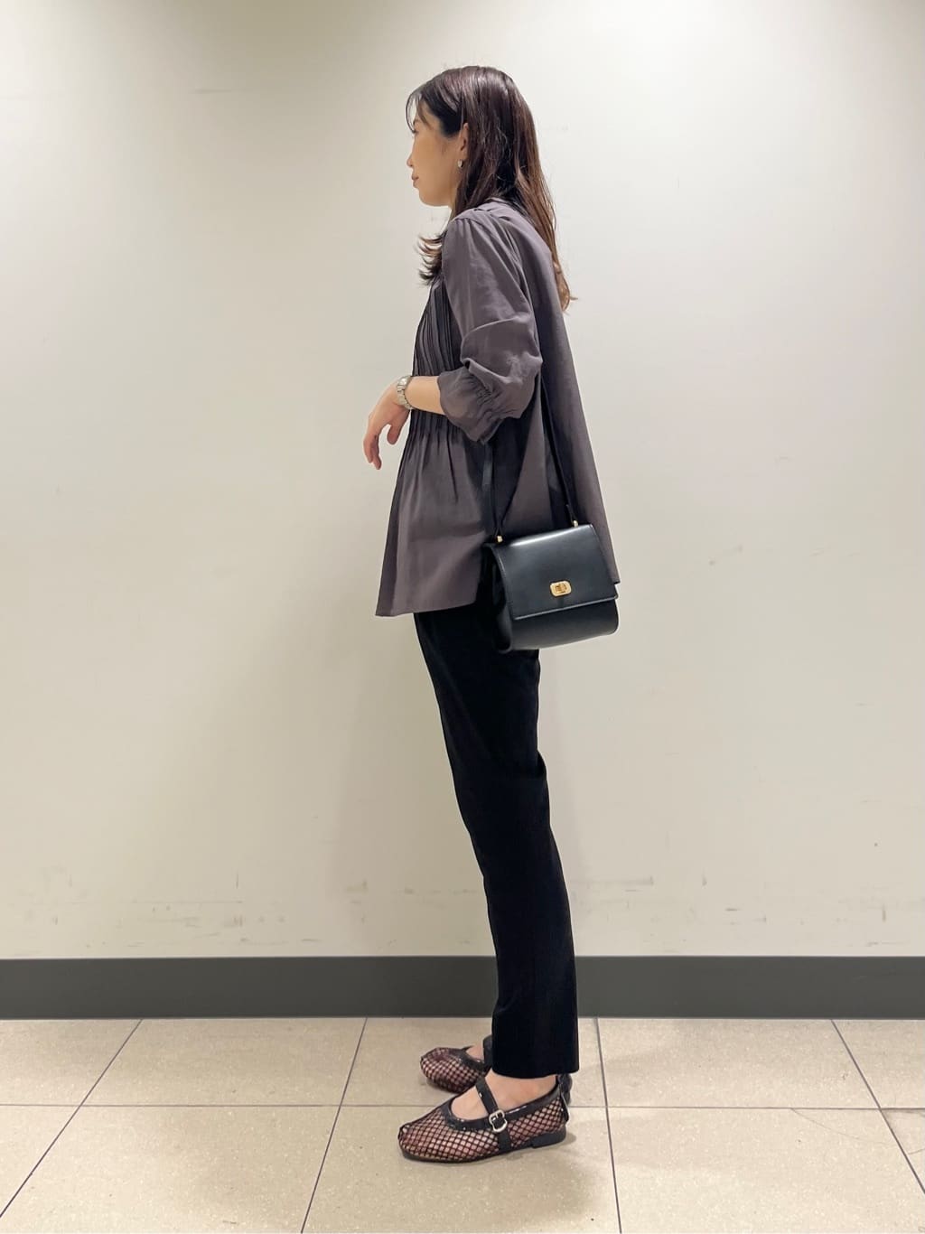 shokoさんの「INDIVI｜【体型カバー】スクエアブラウス」を使ったコーディネート