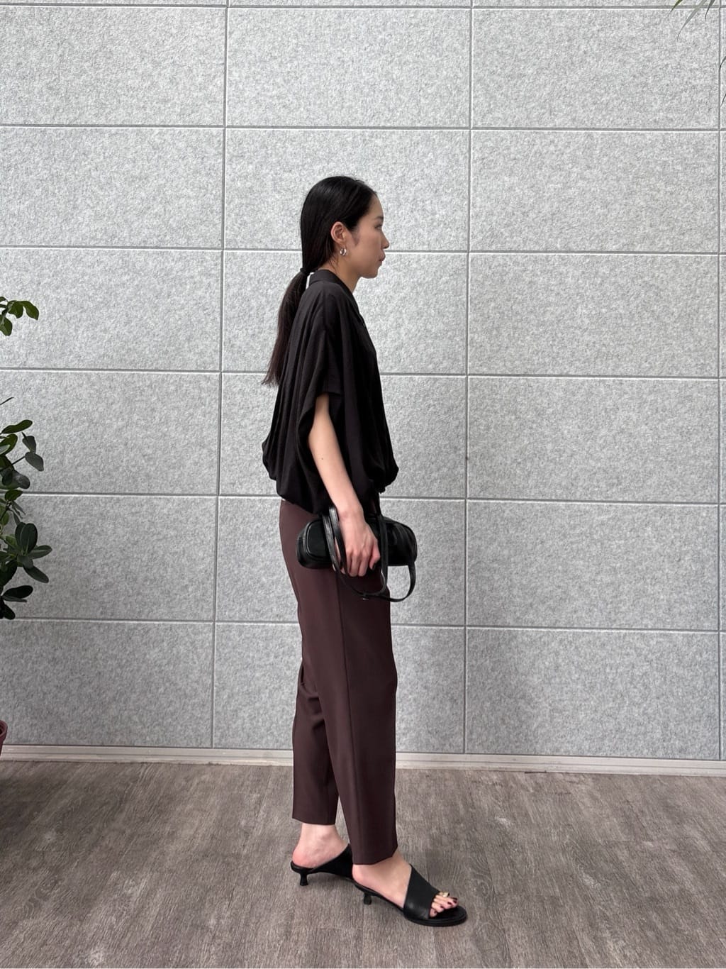 ひなさんの「INDIVI｜バルーンフォルムブラウス」を使ったコーディネート