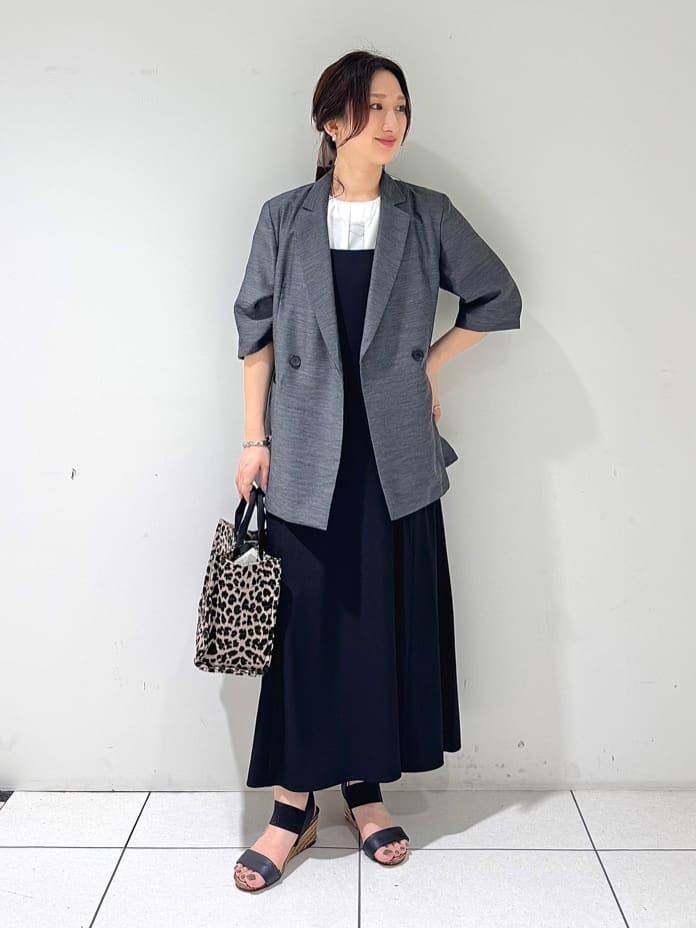 そんさんの「INDIVI｜ライトダブルジャケット」を使ったコーディネート