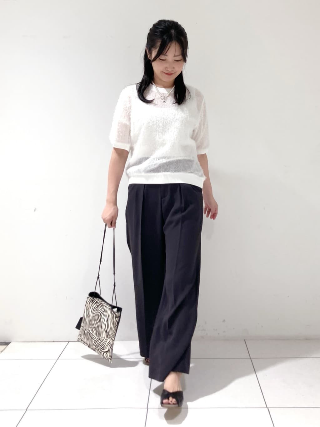 momokoさんの「INDIVI｜ヘアリージャカードトップス」を使ったコーディネート