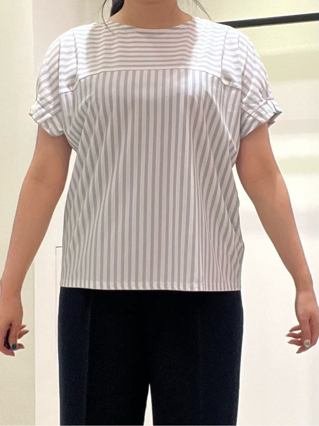 TOMOMIさんの「INDIVI｜【着る日傘／遮熱／UVケア】ワイドパンツ」を使ったコーディネート