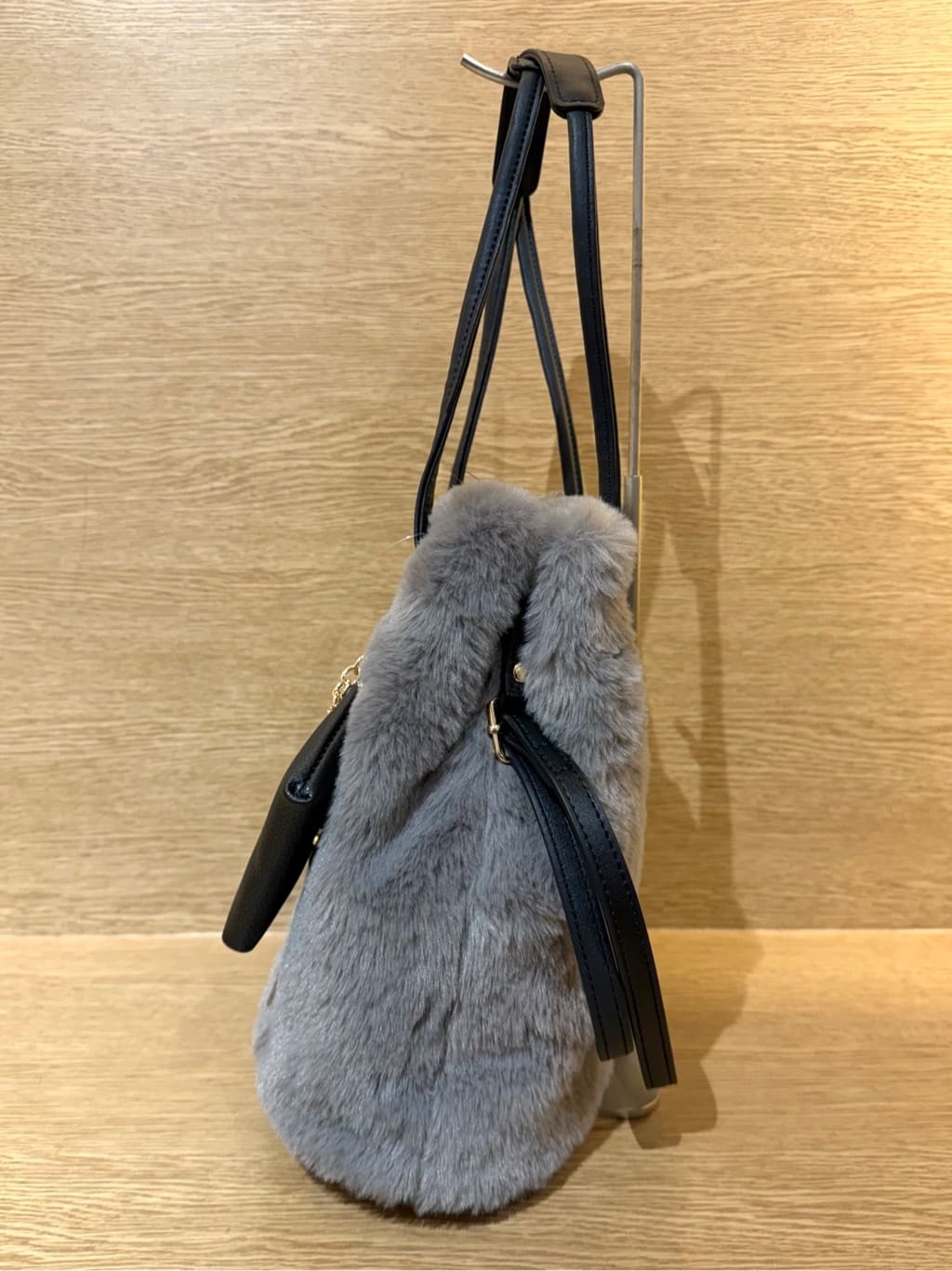 みーさんの「grove｜エコファーポーチ付き2WAYショルダー」を使ったコーディネート