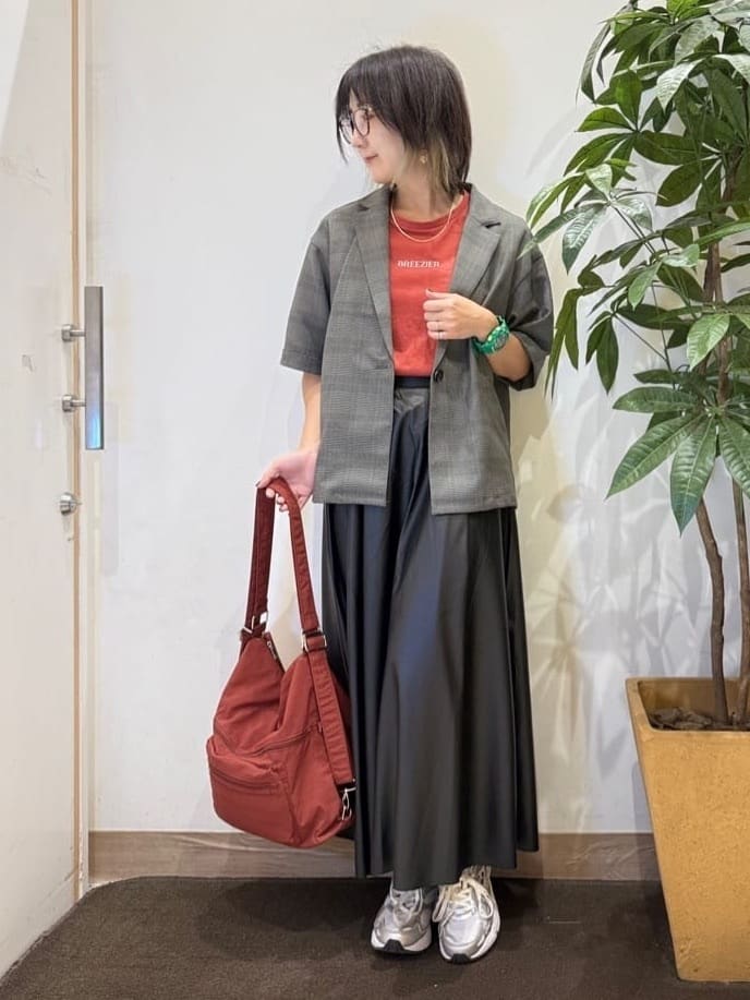 misakiさんの「SHOO･LA･RUE｜【セットアップ可/洗濯後しわになりにくい】5分袖テーラードジャケット」を使ったコーディネート