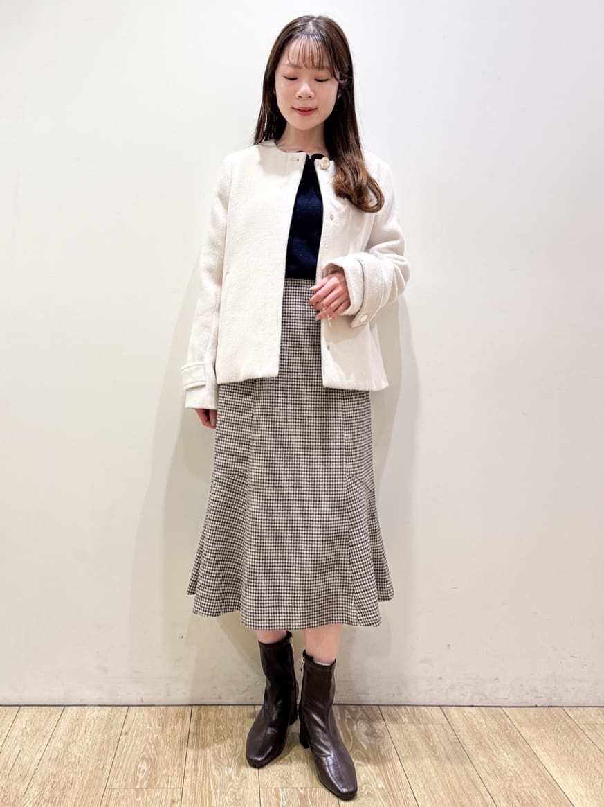 ayaさんの「index｜ラメスカラップビジューデザインニット【洗濯機OK】《6col／S～LL》」を使ったコーディネート