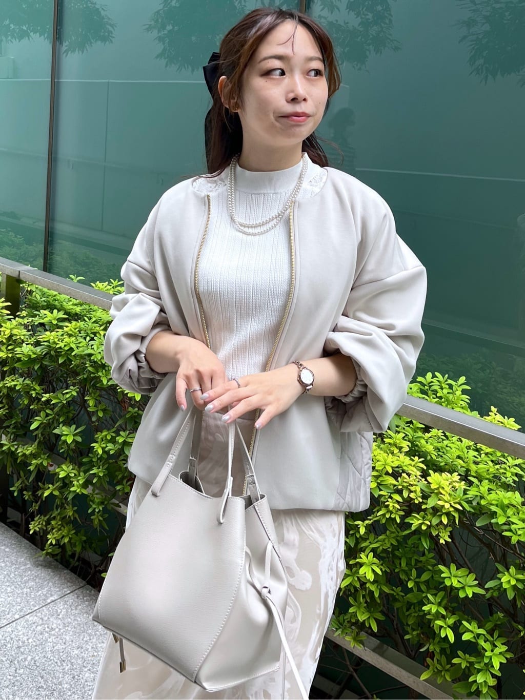 Saekoさんの「COUP DE CHANCE｜【手洗い可／日本製】フラワー柄プリントスカート」を使ったコーディネート