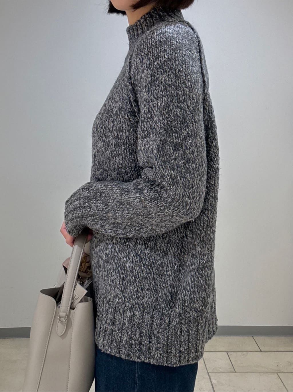 Itoさんの「UNTITLED｜【グレー/ブルー/ジーンズ】ソフトワイドデニムパンツ」を使ったコーディネート