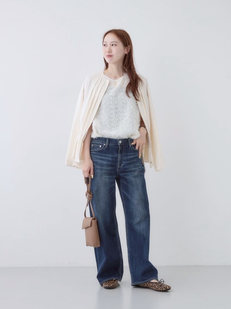mitsukiさんの「INDIVI｜【インナーとしても活躍！】フリンジジャカードチュニック」を使ったコーディネート