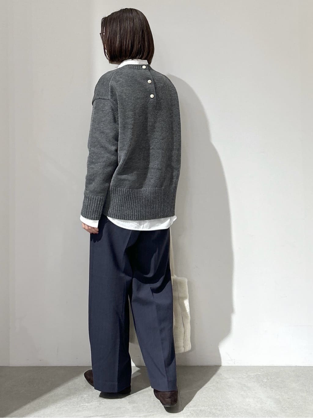 NAKAさんの「OPAQUE.CLIP｜カシミヤブレンドウールチェスターコート」を使ったコーディネート