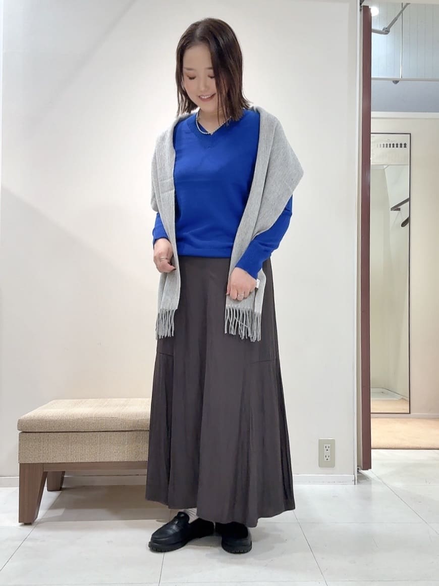 YUIさんの「UNTITLED｜【洗える/1枚で着映え】ソフト裾フレアスカート」を使ったコーディネート