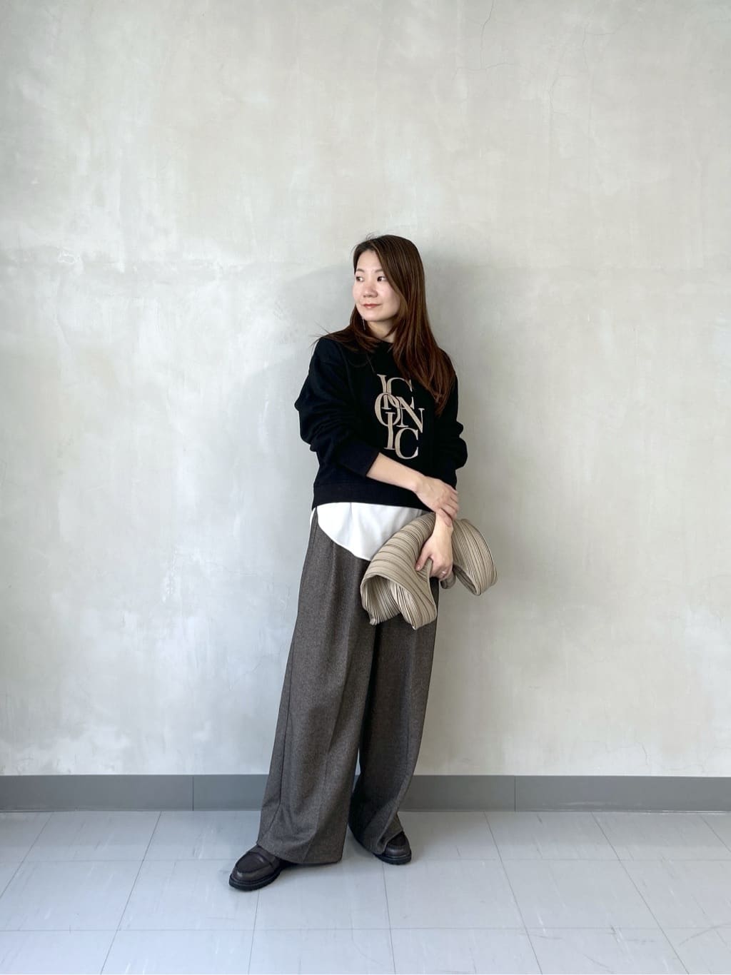 takaさんの「INDIVI｜ツイードタックワイドパンツ」を使ったコーディネート