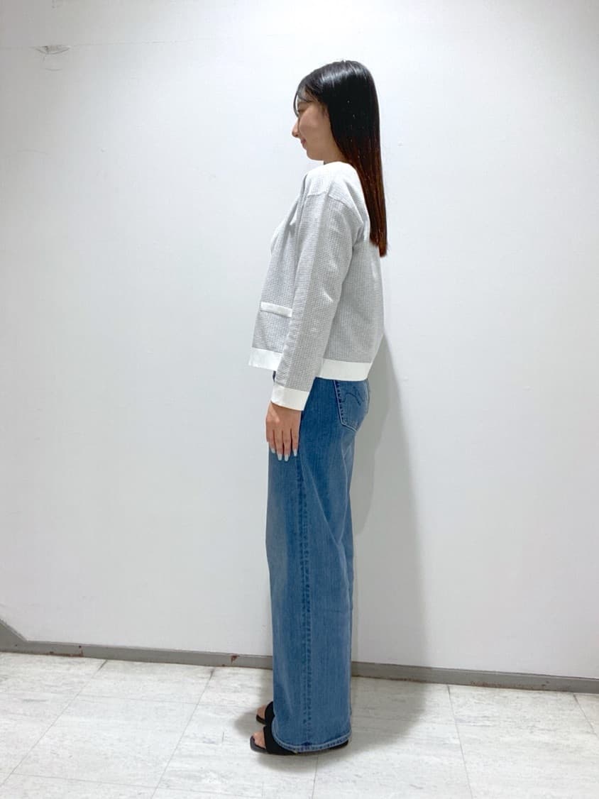 meiさんの「INDIVI｜【インナーとしても活躍！】シンプルTシャツ」を使ったコーディネート
