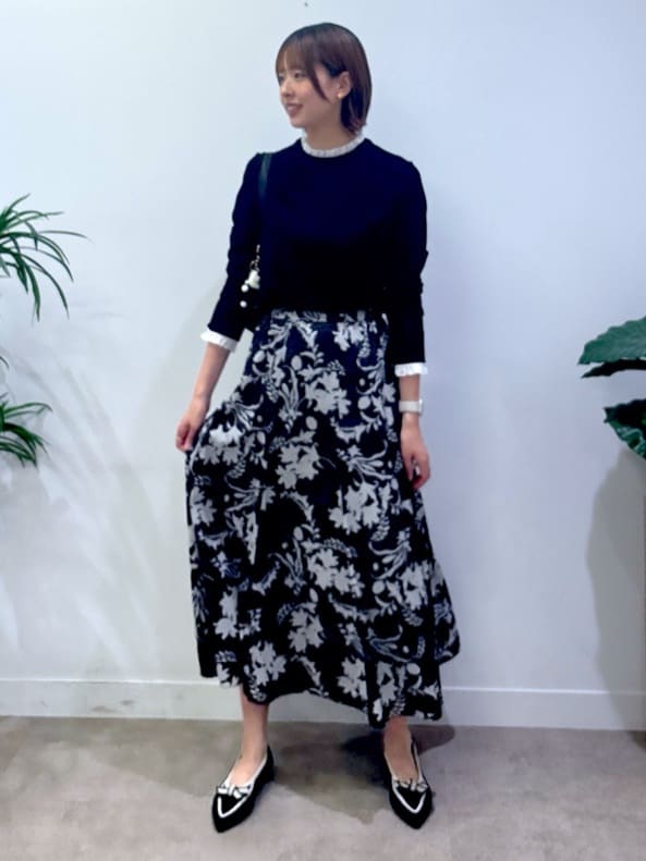 yukaさんの「UNTITLED｜【フリル取り外し可/きれいめエレガント】フリルシャツレイヤード風ニット」を使ったコーディネート