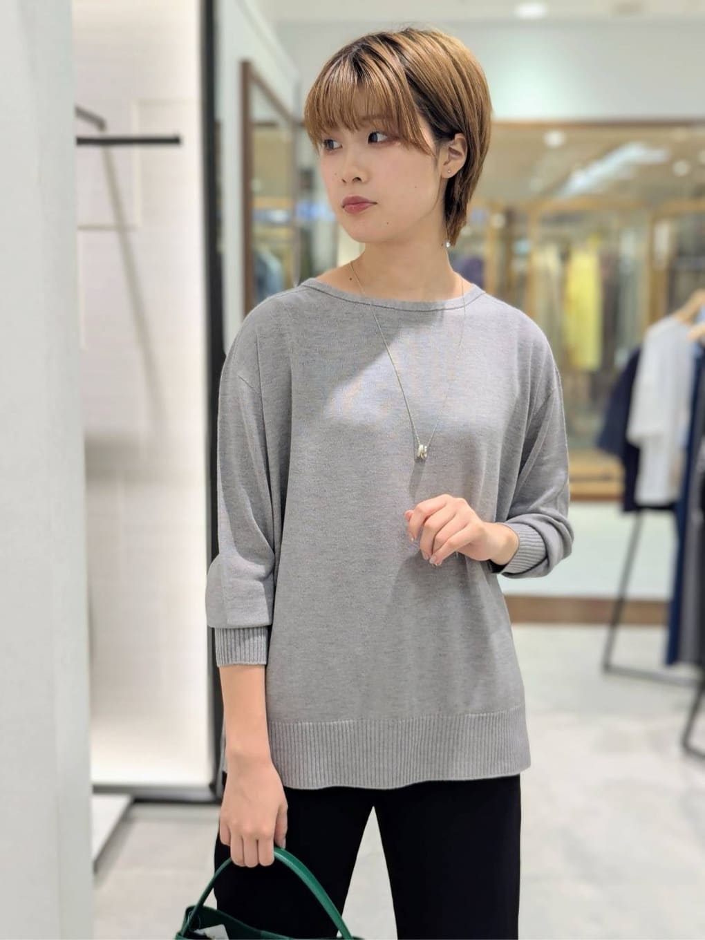 nonoさんの「UNTITLED｜【8色展開/体型カバー】魅せるタイムレスニット」を使ったコーディネート
